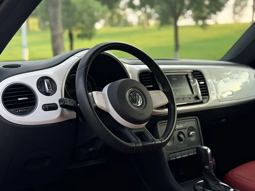 Volkswagen Beetle — миниатюра 6