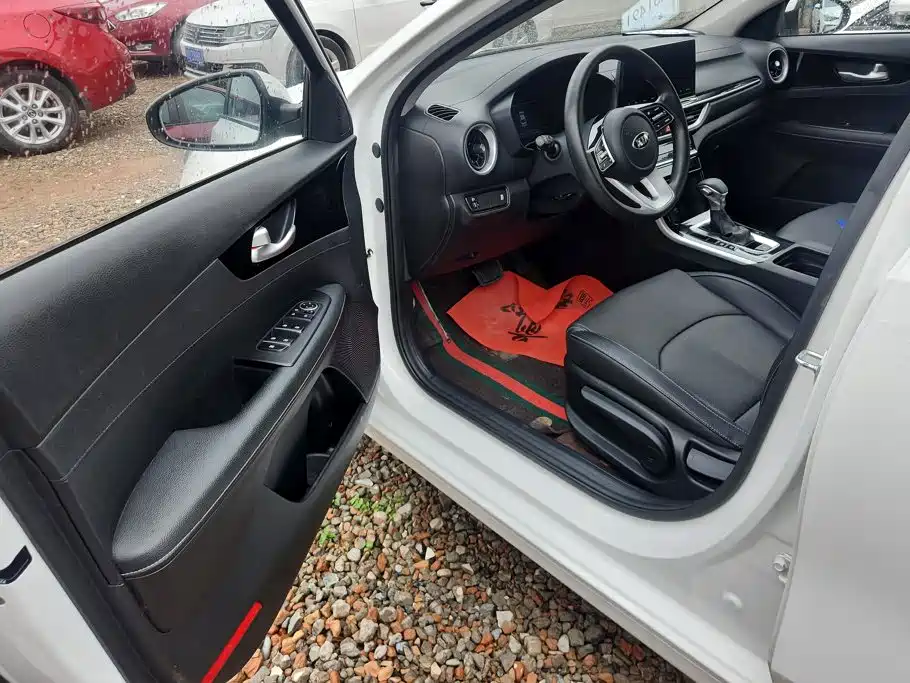 Kia K3 — миниатюра 9
