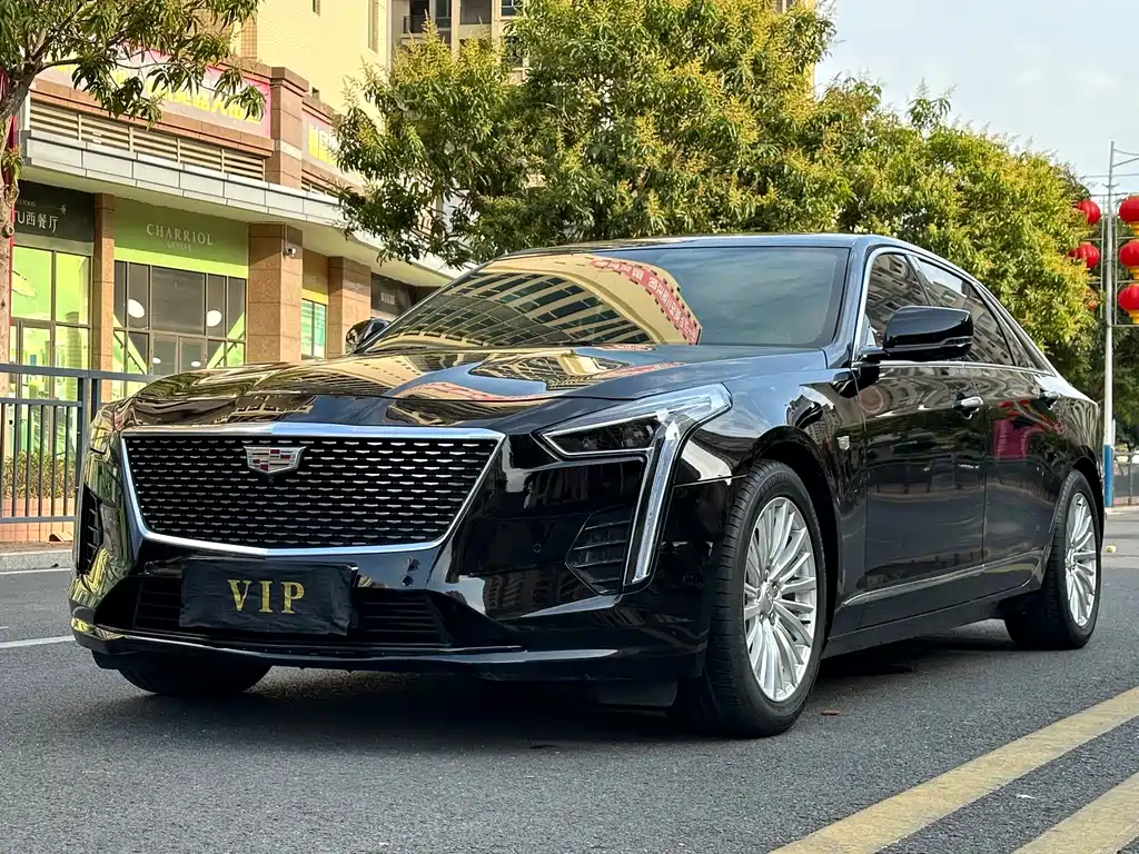 CADILLAC CT6