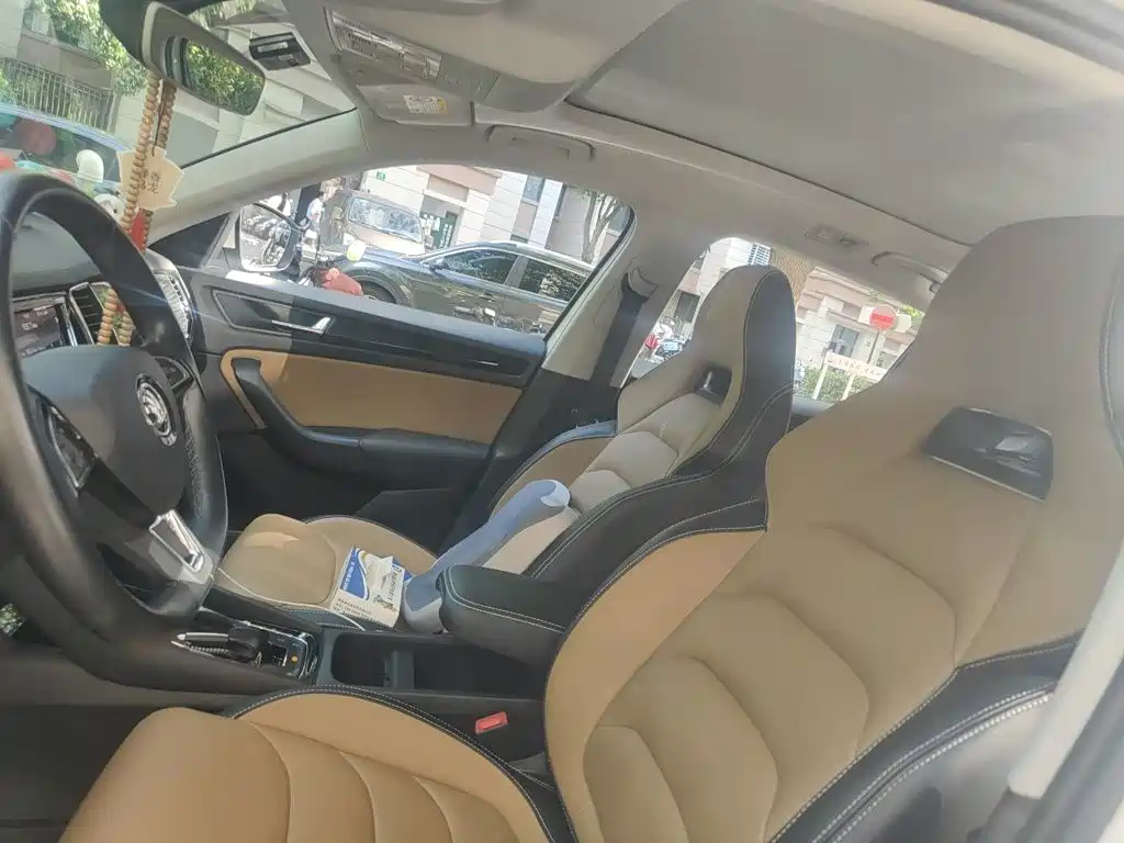Skoda Kodiaq GT — миниатюра 11