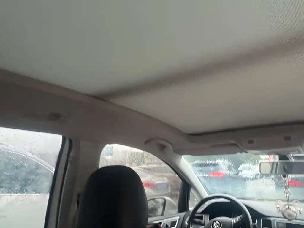 VOLKSWAGEN GOLF*JIAYU