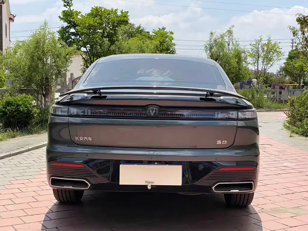 Changan Eado — миниатюра 5