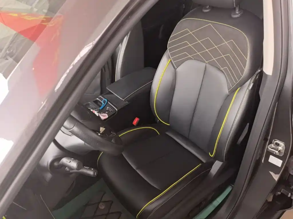 Roewe RX5 — миниатюра 15