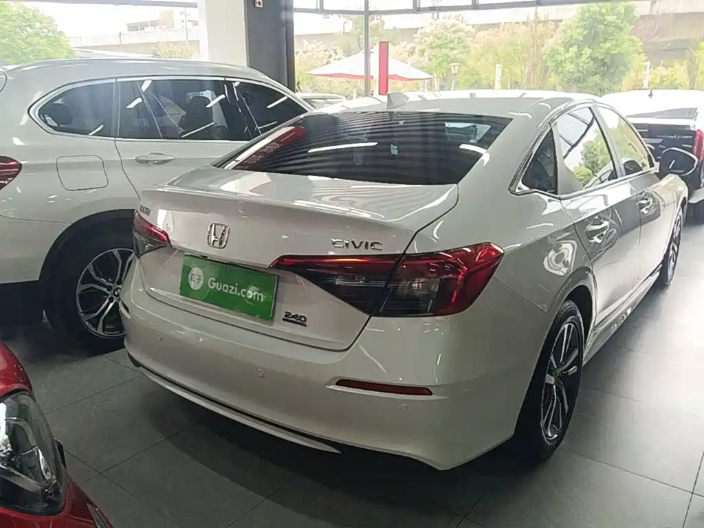 Honda Civic — миниатюра 7