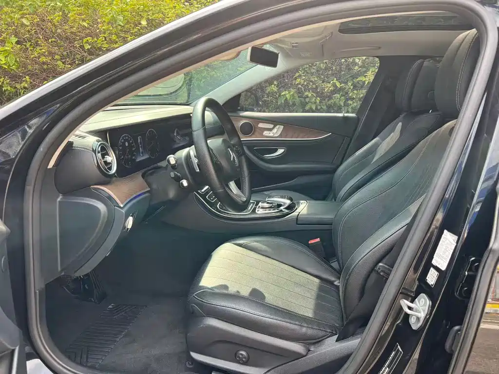 Mercedes-Benz E-Class E 2016 E 300 L Fashion