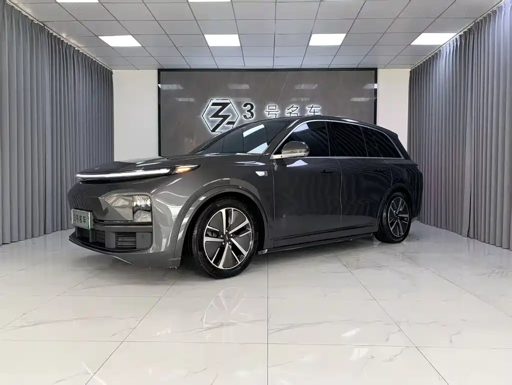 Li Auto IDEAL L8