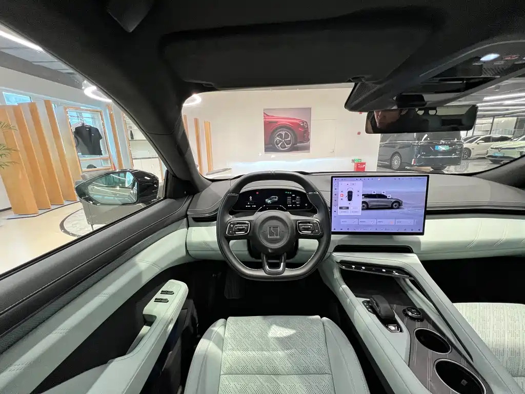 ZEEKR EXTREME KRYPTON 001