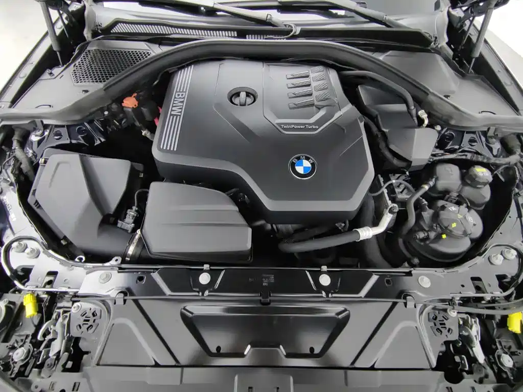 BMW 3 Series — миниатюра 6