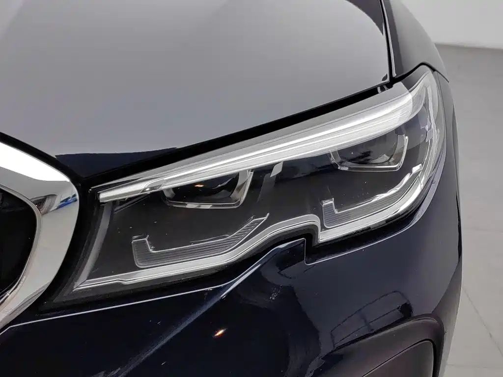 BMW 3 Series — миниатюра 7
