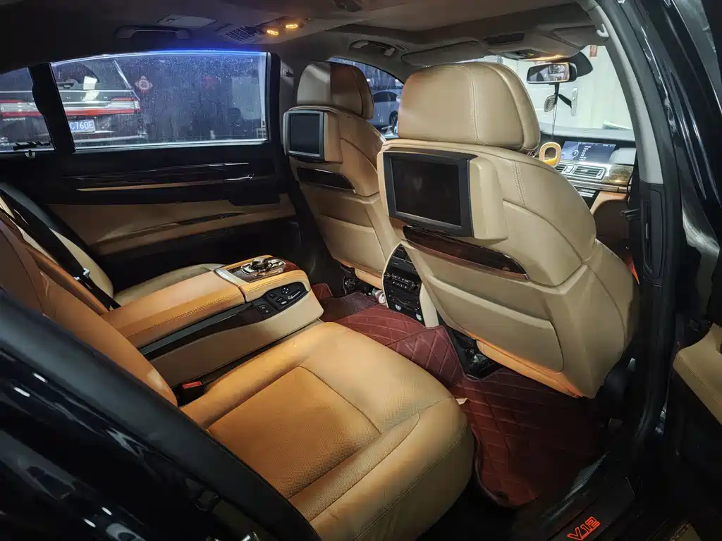 BMW 7 Series 7 2012 760Li 25