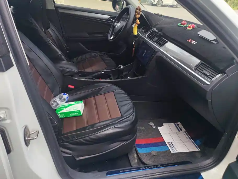 Volkswagen Bora — миниатюра 8