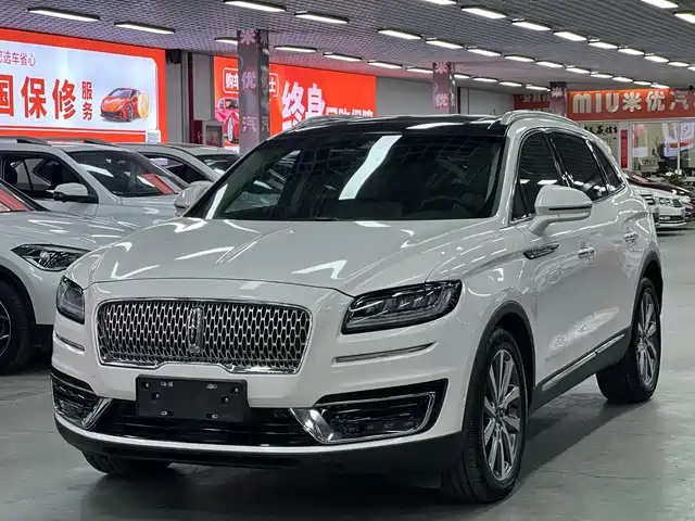 LINCOLN NAVIGATOR (IMPORT) 2019