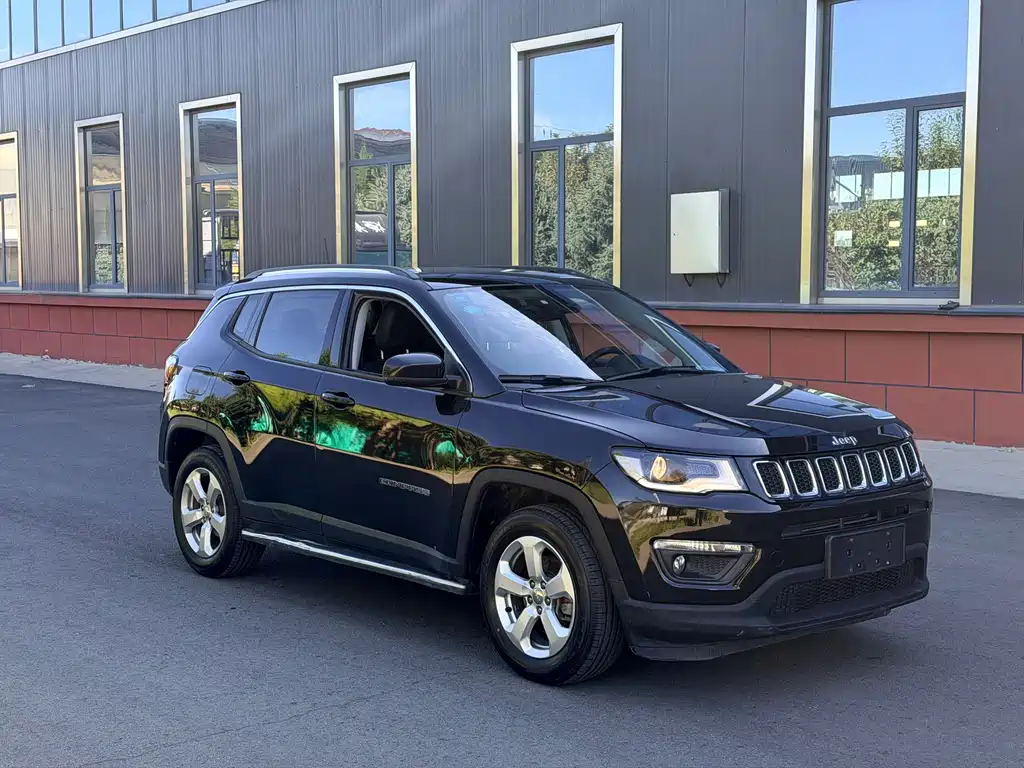 Jeep Compass — миниатюра 4