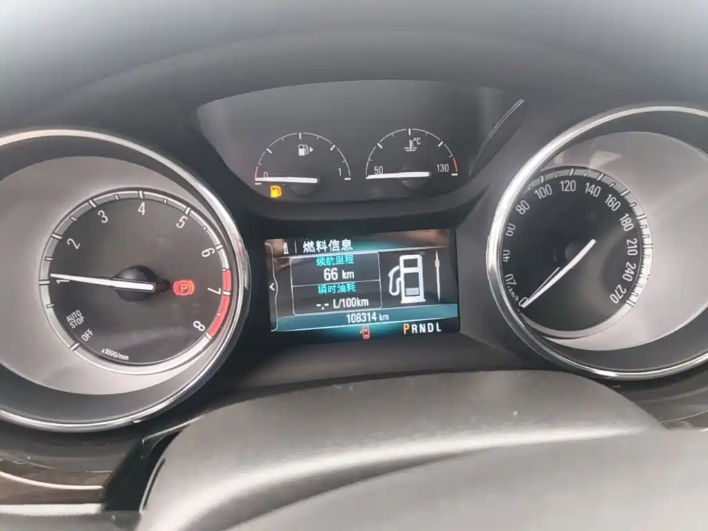 Buick Verano — миниатюра 12