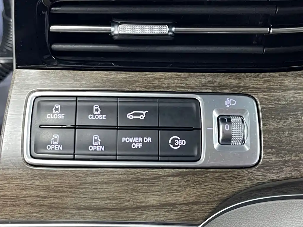 ROEWE IMAX8 NEW ENERGY