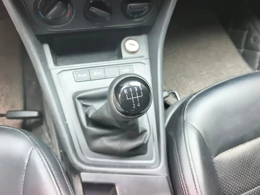 Volkswagen Lavida — миниатюра 16