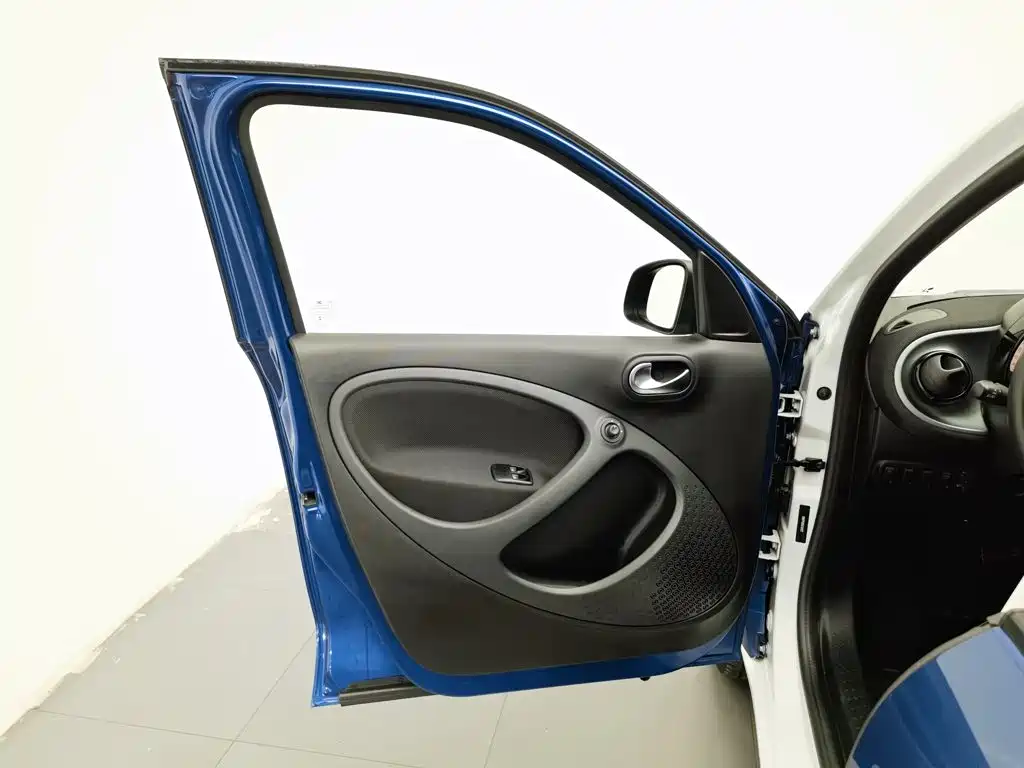 smart Smart Forfour — миниатюра 8