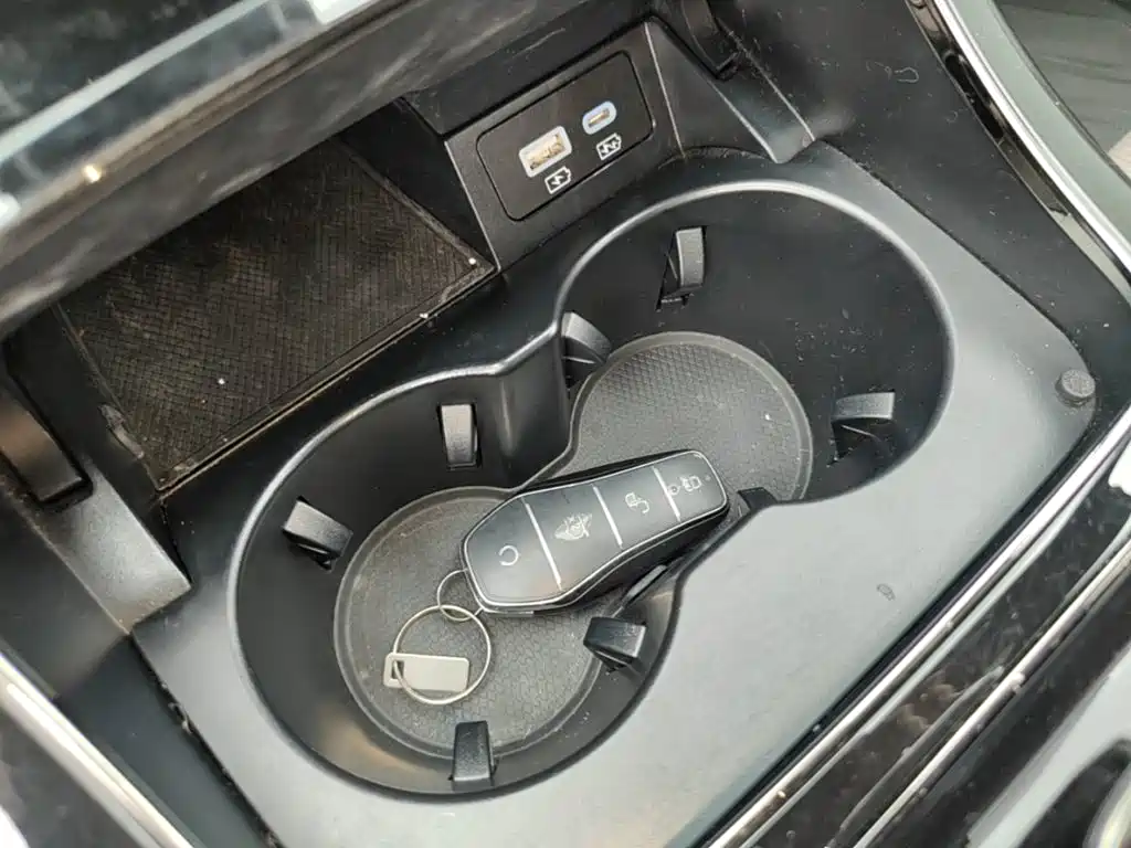 BYD Han — миниатюра 9