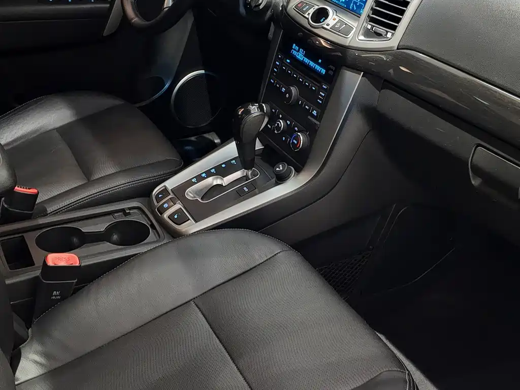 Chevrolet Captiva — миниатюра 9