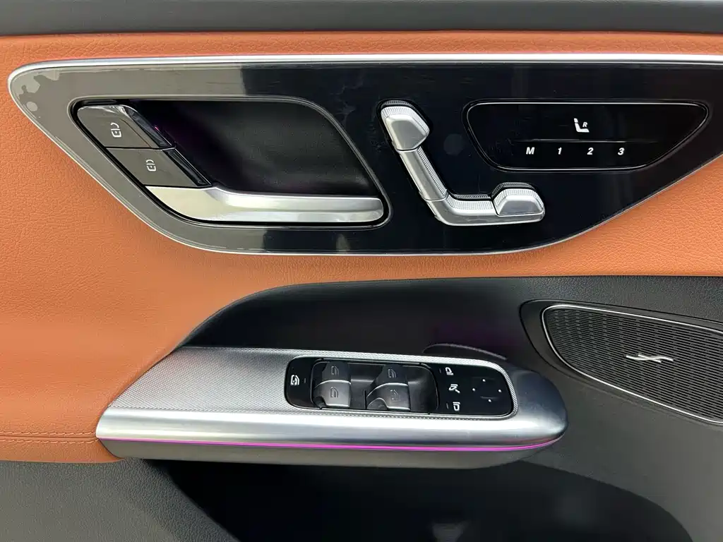 Mercedes-Benz GLC — миниатюра 18