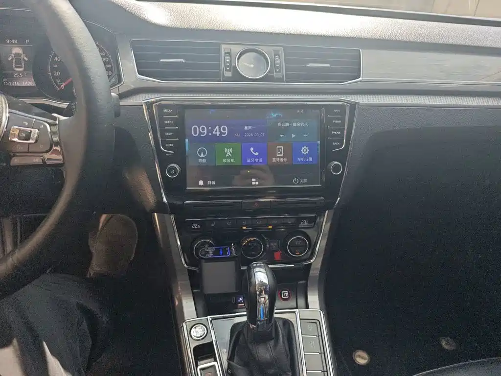 Volkswagen Passat — миниатюра 14