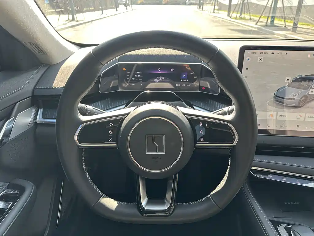 ZEEKR EXTREME KRYPTON 001