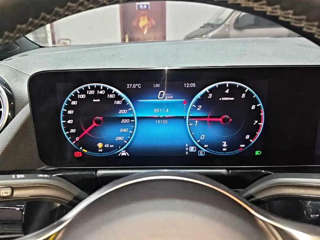 Mercedes-Benz GLA — миниатюра 12