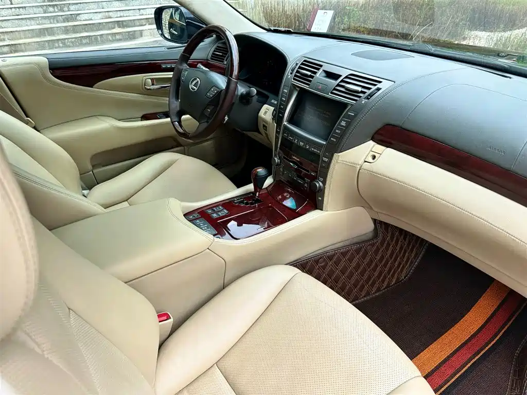 Lexus LS — фотографии объявления, Фото 11
