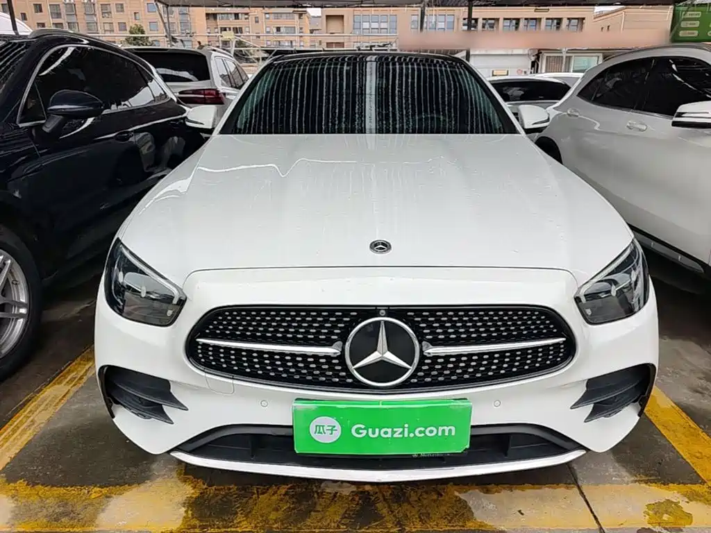 Mercedes-Benz E-Class — миниатюра 3