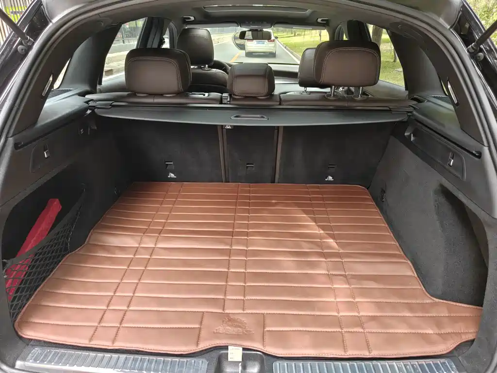 Mercedes-Benz GLC — миниатюра 14