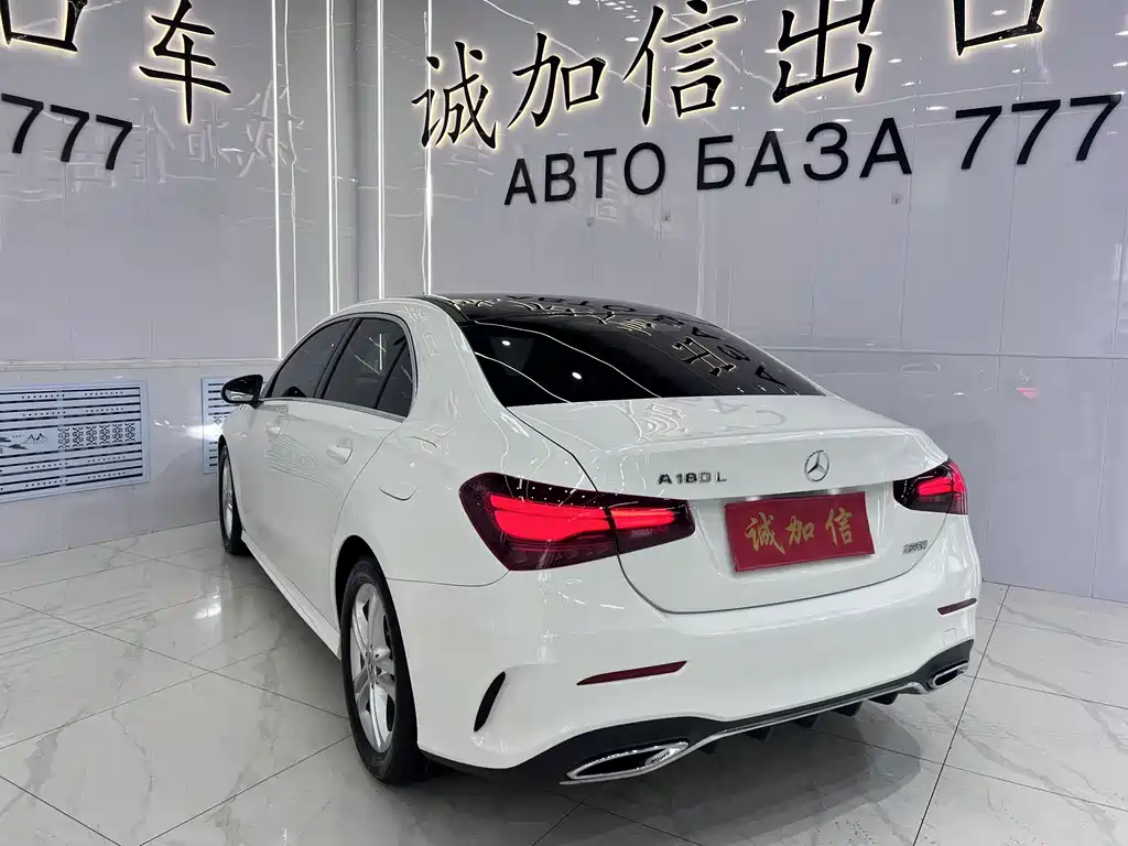 Mercedes-Benz A-Class — миниатюра 6