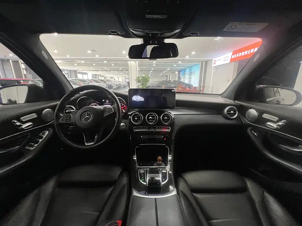 Mercedes-Benz GLC — миниатюра 12