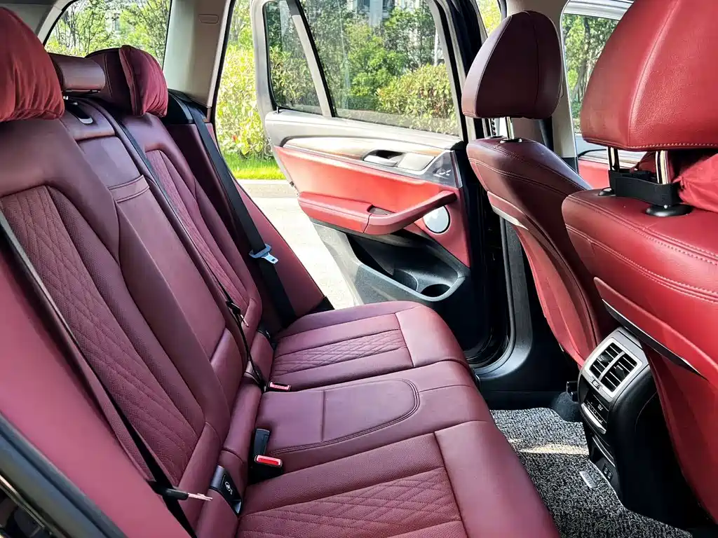 BMW X3 — миниатюра 9