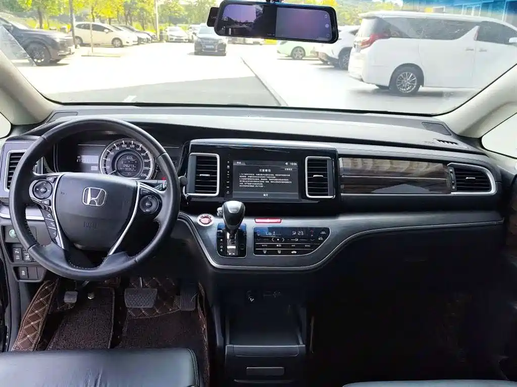 Honda Elysion — миниатюра 7