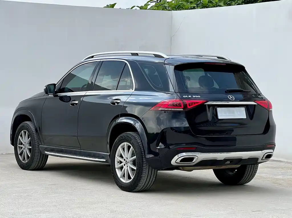 Mercedes-Benz GLE (Import) — миниатюра 11