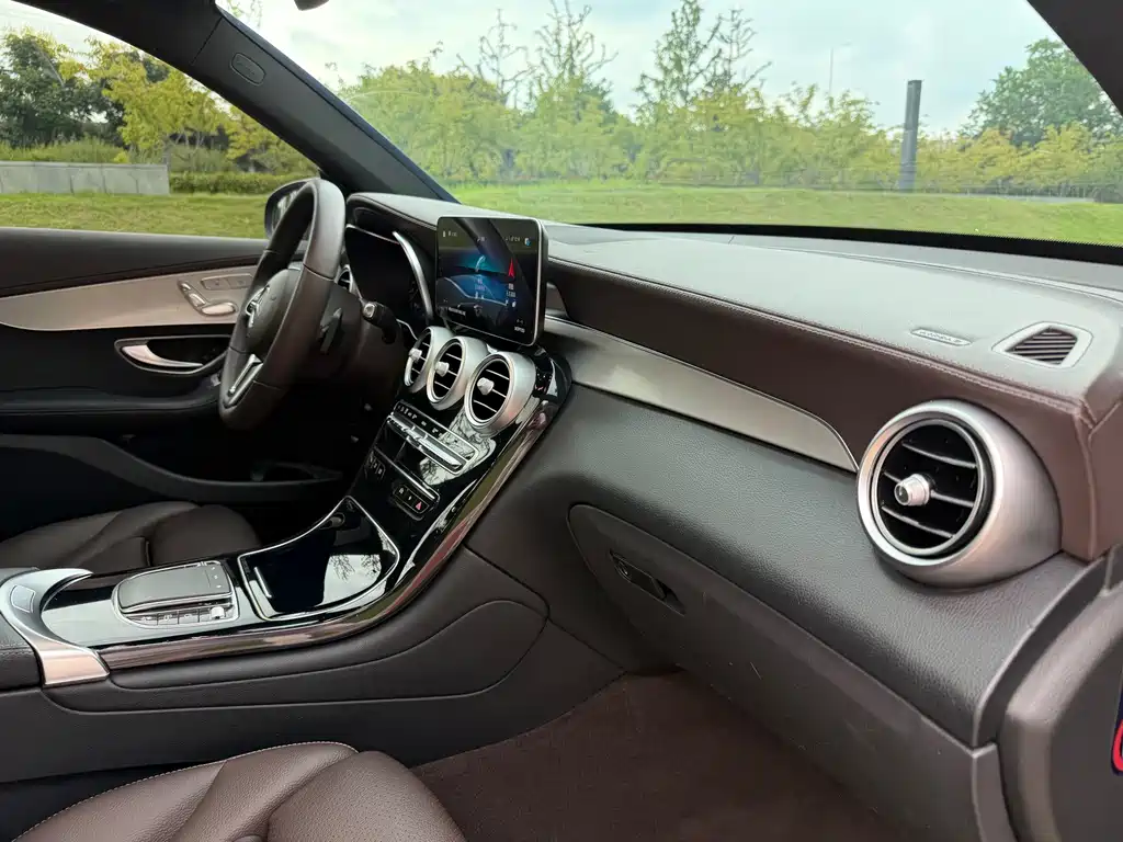 Mercedes-Benz GLC — миниатюра 7
