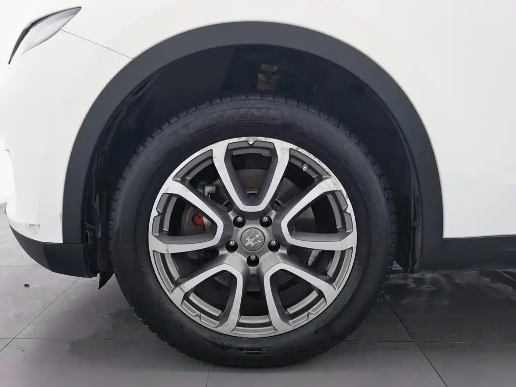 Maserati Levante — миниатюра 13