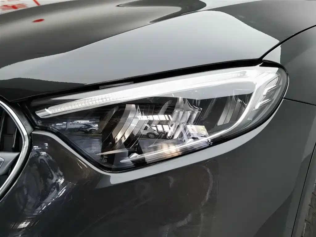 Mercedes-Benz GLC 2023 GLC 260 L 4MATIC 7 мест