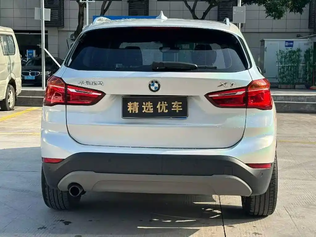 BMW X1 — миниатюра 8