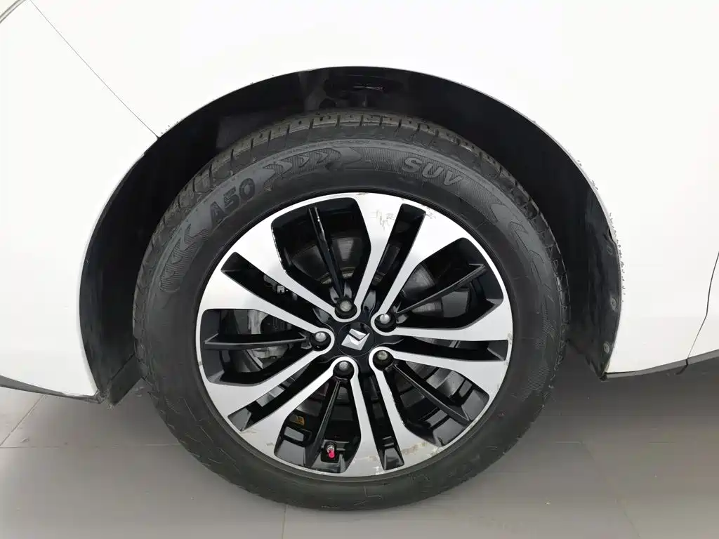 Baojun RC-6 — миниатюра 17