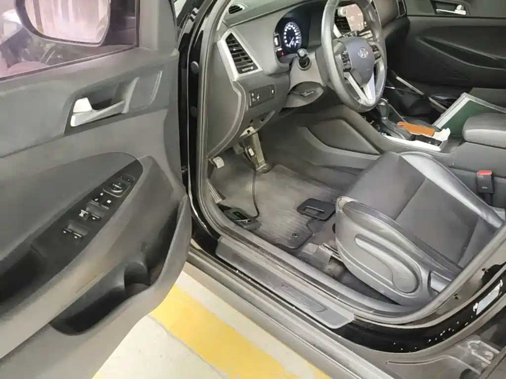 Hyundai Tucson — миниатюра 16