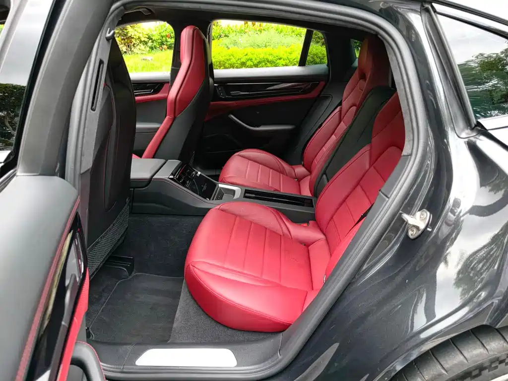 Porsche Panamera — миниатюра 5