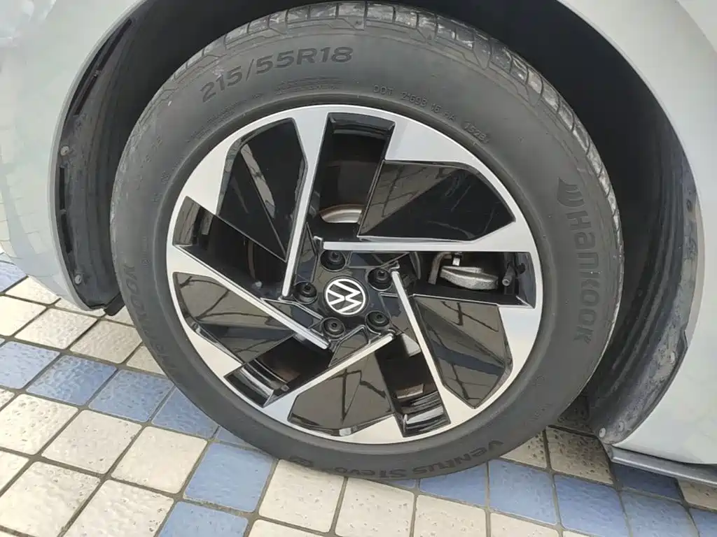 Volkswagen ID.3 — миниатюра 23