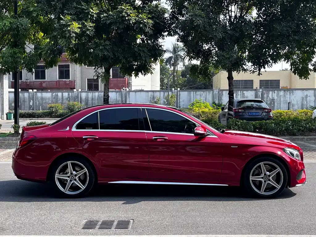 MERCEDES-BENZ C CLASS