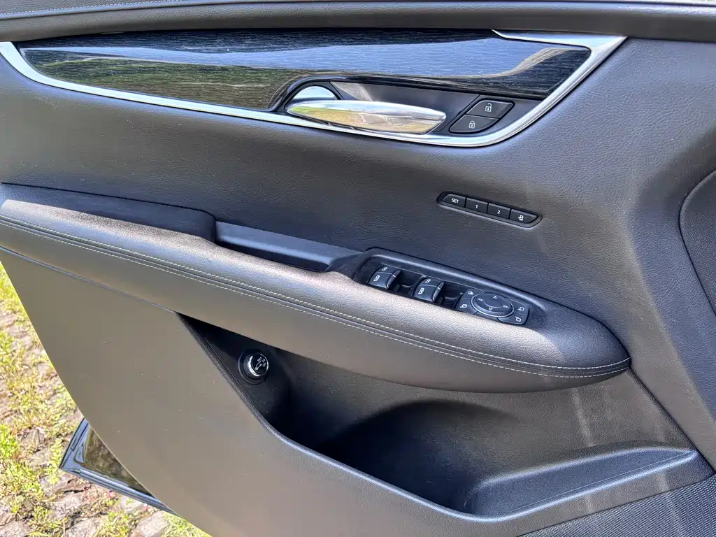 Cadillac XT5 — миниатюра 13