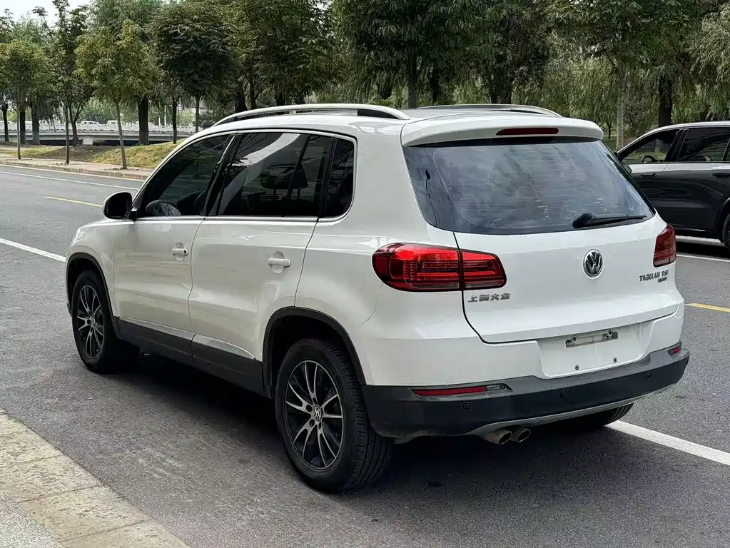 Volkswagen Tiguan — миниатюра 4