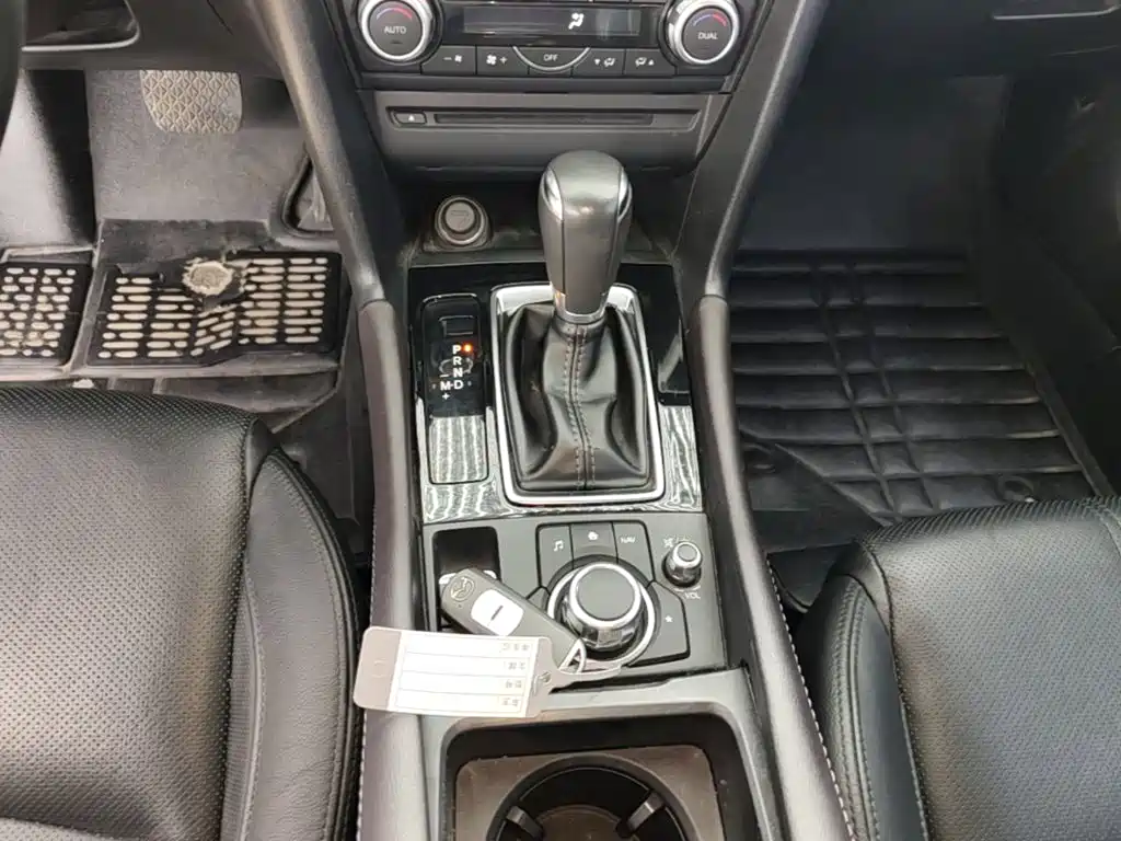 Mazda 3 Axela — миниатюра 14