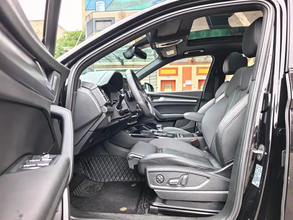 Audi Q5L — миниатюра 5