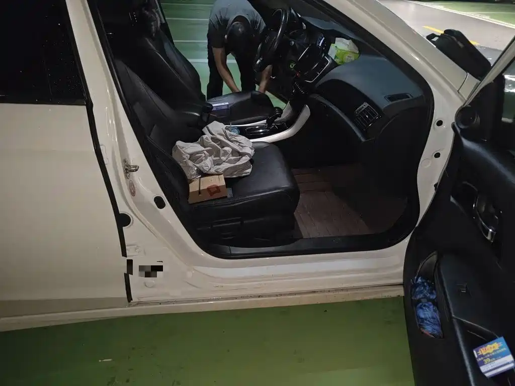 Honda Accord — миниатюра 18