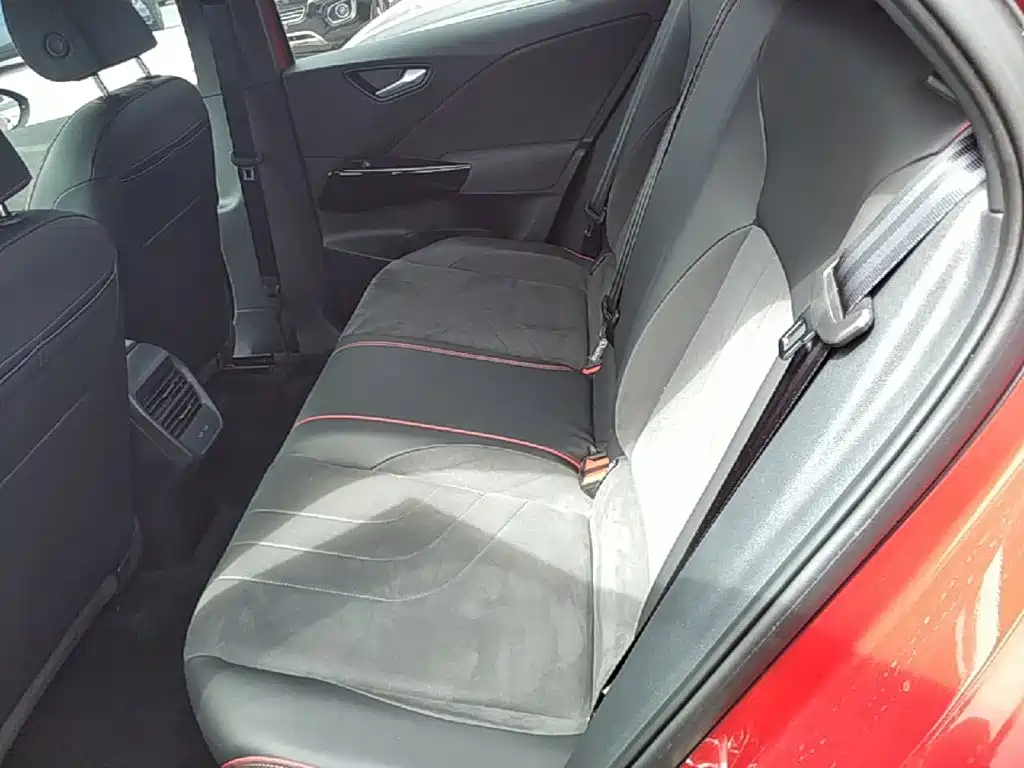 Volkswagen ID.3 — миниатюра 17